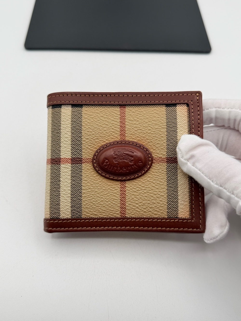 Burberry Vintage Nova Plaid Bi Fold Wallet